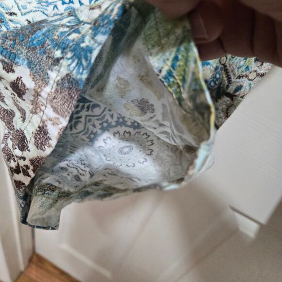 Chico’s Multicolor Print Crop Pants Size 2 (Large) - Picture 7 of 11